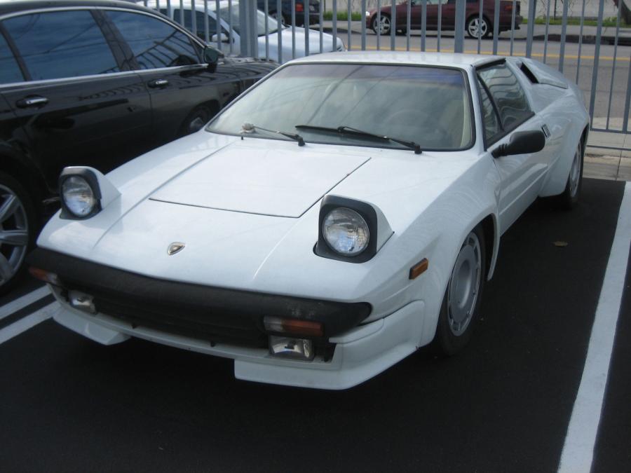  Lamborghini Jalpa 1981 года  (фото 10 из 12)